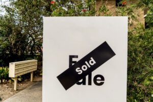 Auctions Stabilise As Clearances Improve